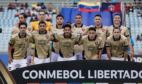 Cerro Porteño enfrenta a Melgar en busca de la fase de grupos