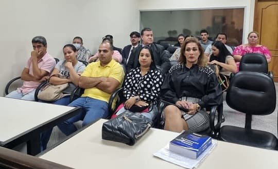 Estafa en IPS: 21 acusados de vender cargos irán a juicio oral