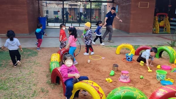 MINNA activa centros para niños durante marcha campesina