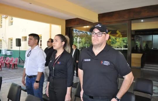 Tras foto con reclusos, renuncia el interventor del penal de Minga Guazú