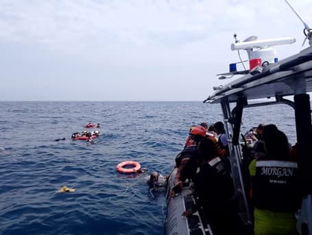 42 turistas rescatados tras naufragio en Colombia; dos son paraguayos