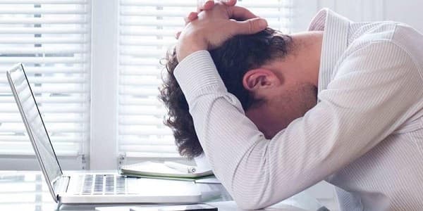 Bajos salarios y alto costo de vida: principal causa de estrés