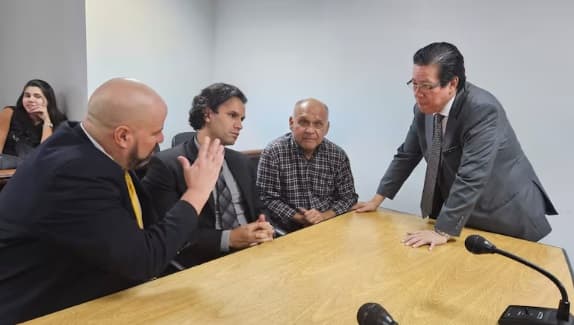 Exintendente chaqueño condenado por desviar fondos educativos