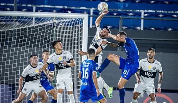 Olimpia rescinde contrato con Antonio Bareiro tras fatídica mano