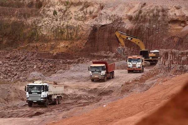 Conflicto ambiental en Paso Yobái: yerbateros y mineros en disputa
