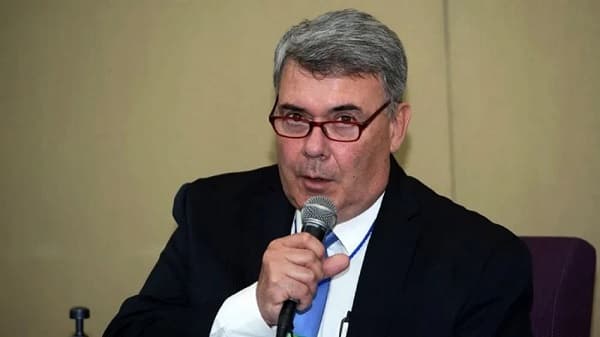 Fiscal pide desafuero del defensor del Pueblo por desacato