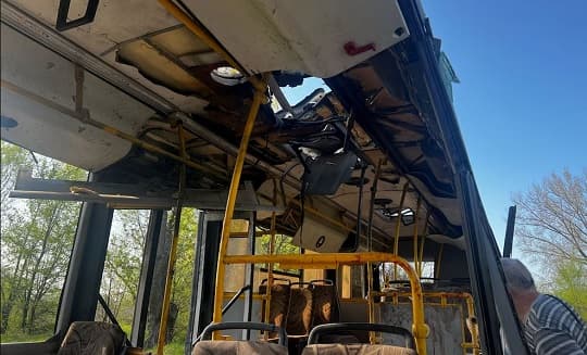 Ataque ruso con dron kamikaze deja nueve muertos en autobús ucraniano