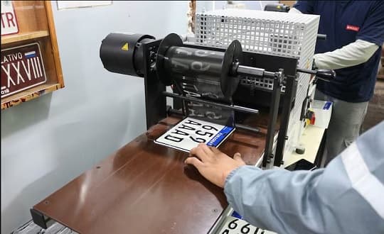 Cómo cambiar chapas paraguayas por la nueva patente Mercosur: requisitos y pasos