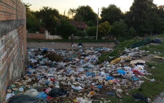 Vecinos denunciantes, notificados por vertedero que reportaron