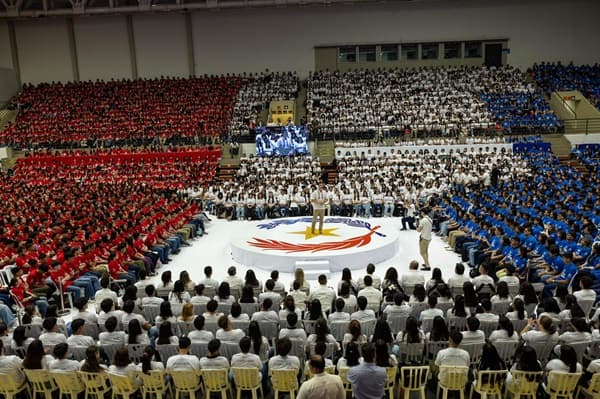 Récord histórico: Gobierno amplía becas a 6.796 jóvenes paraguayos