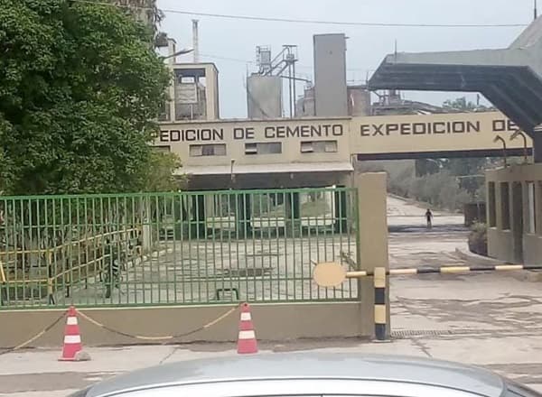 Constructores denuncian escasez de cemento a nivel nacional
