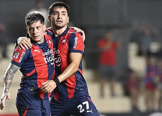 Cerro Porteño domina a Nacional con contundente victoria 3-1