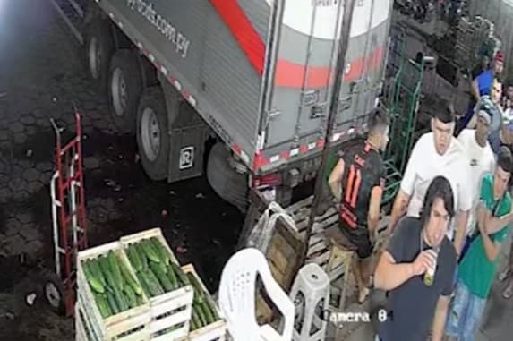 Contrabandista de Rotela amenaza a tomatero con fusil