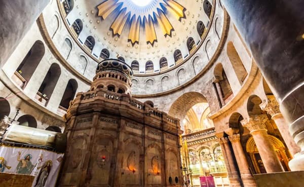 Hallazgo en el Santo Sepulcro confirma relato bíblico del jardín