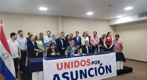 Oposición sella acuerdo “Unidos por Asunción” de cara a municipales 2026