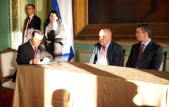 ANDE impulsa obra clave para el Chaco con línea de 220 kV