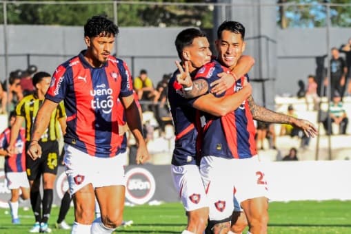 Cerro Porteño frena a Guaraní y se mete en la pelea por el Apertura