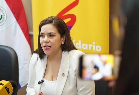 Johanna Ortega accionará contra Zacarías Irún y denuncia intento de silenciamiento del cartismo