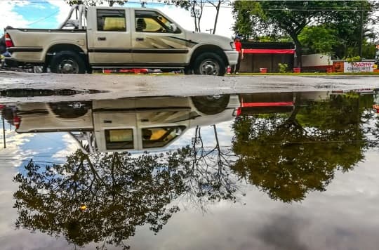 Lunes cálido con lluvias dispersas en el sur y oeste del país