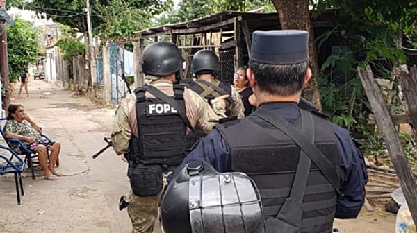 Guerra de pandillas faveliza la Chacarita tras nueva balacera