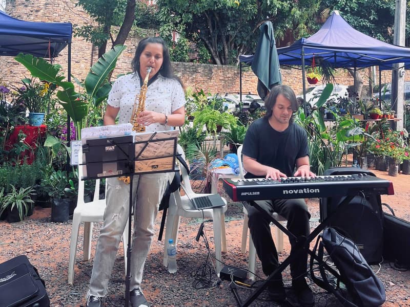 Jazz en vivo en la feria multicultural de SanBer