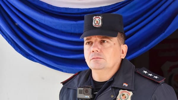 José Jiménez recibe apoyo de Riera para subir videos y una propuesta para incursionar en la política