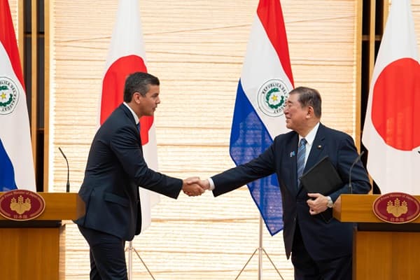 Paraguay y Japón sellan alianza estratégica tras 100 años de relaciones