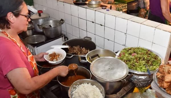 Aumento del gas impactará precios de platos en mercados populares