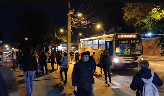 Ministerio de Trabajo convocó a choferes a una mesa tripartita para evitar la huelga general