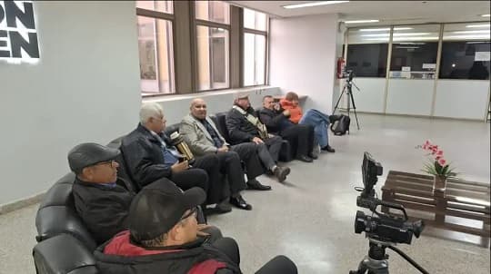 Interventor promete investigar el uso de fondos de la Caja tras reunión con jubilados