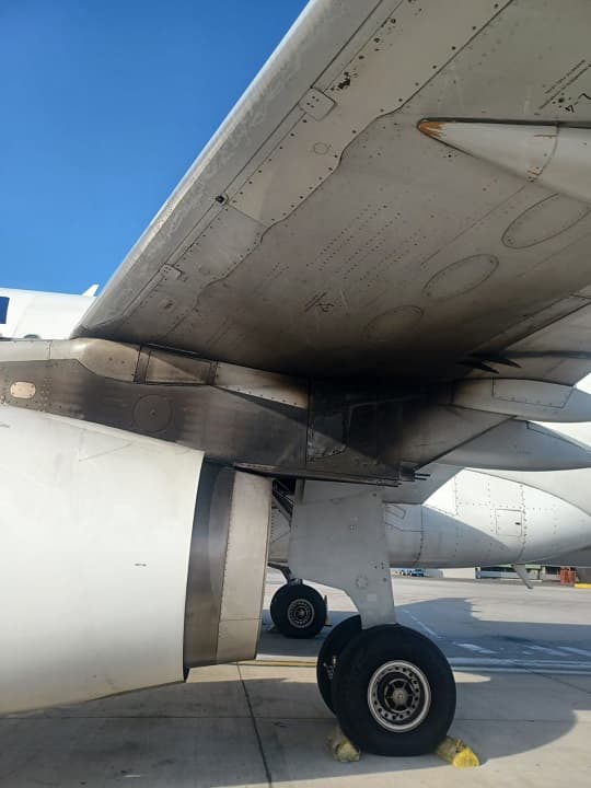 Incendio en motor obliga a cancelar vuelo de Latam Paraguay