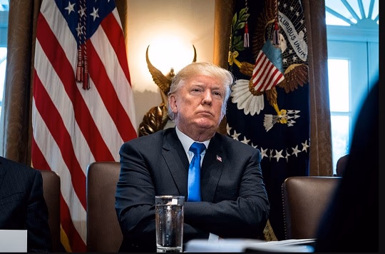 Trump exige a Israel que frene los ataques contra Irán tras la violación del cese el fuego