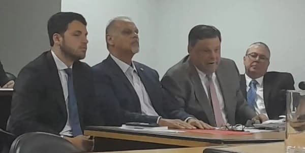 Reinicia juicio contra exministro Roa por inhibición de juez