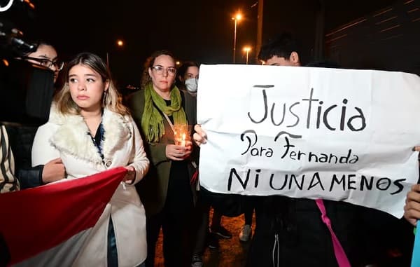 Marcha en Asunción exige justicia por Fernanda Benítez