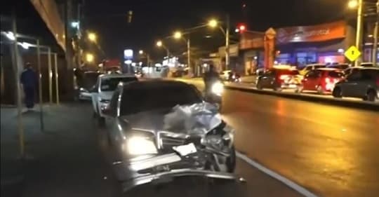 Triple choque en Ñemby por presunto conductor ebrio