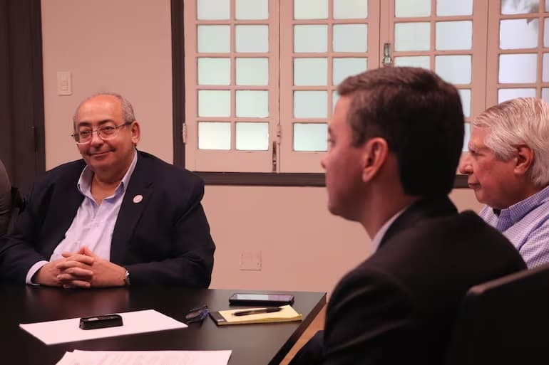 Ciencia paraguaya enfrenta posible crisis financiera en 2028