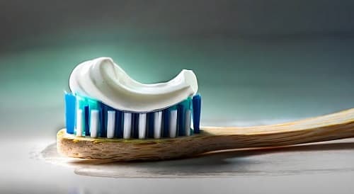 Argentina prohíbe crema dental Colgate por efectos adversos