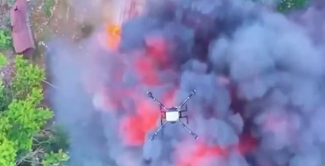 Tailandia ataca con drones un depósito de armas en territorio camboyano