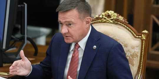 Muere exministro ruso recientemente destituido: no descartan suicidio