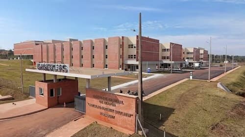 Abdo celebra el Gran Hospital del Sur como “promesa cumplida” mientras Peña lo inaugura