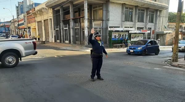 Director de PMT cuestiona uso de fondos y flota deteriorada