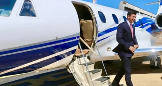 Santiago Peña viaja a Miami para cumbre convocada por Trump