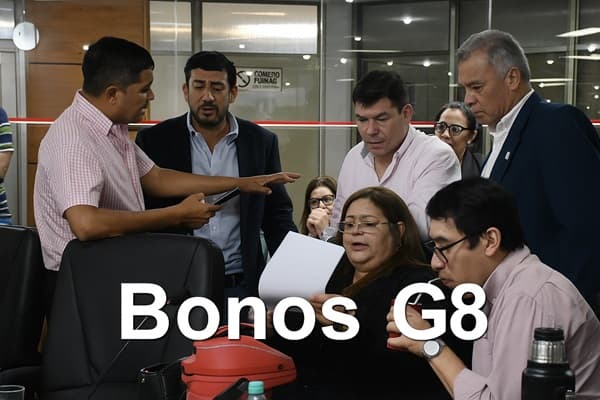Rechazan intento de Nenecho de cambiar plan de bonos G8