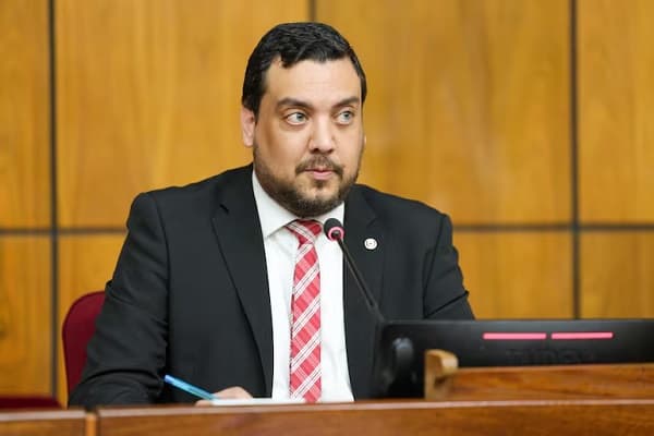 Viceministro dice que prisión permanente es aplicable