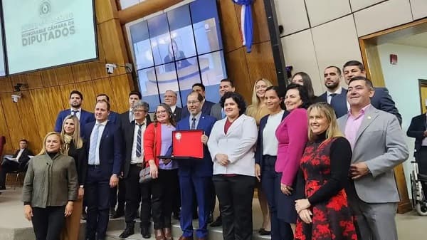 Hospital de Clínicas es reconocido por terapia larval innovadora