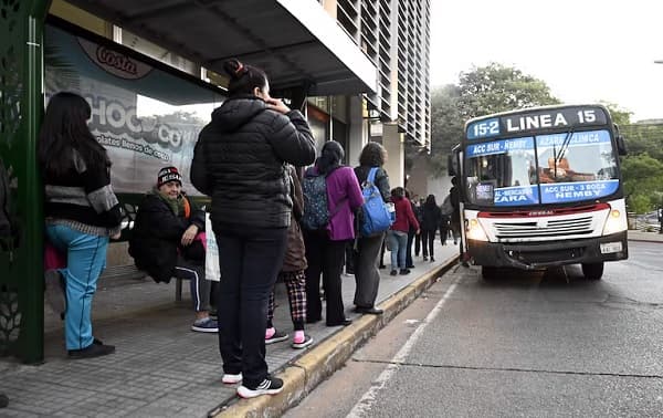 Choferes anuncian huelga de transporte en setiembre