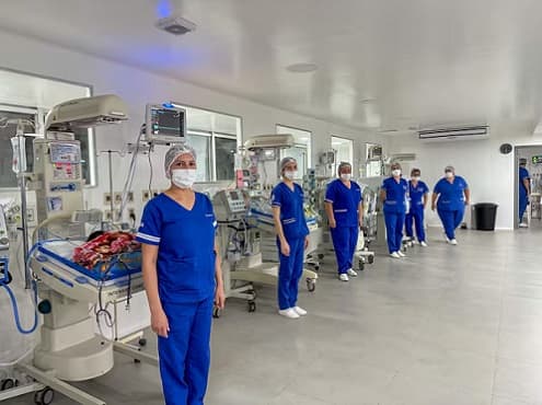 Hospital Nacional refuerza UTI neonatal con nuevo personal