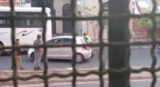 Disparos cerca del colegio Cristo Rey tras roce de vehículos: autor usó un arma de aire comprimido y fue detenido