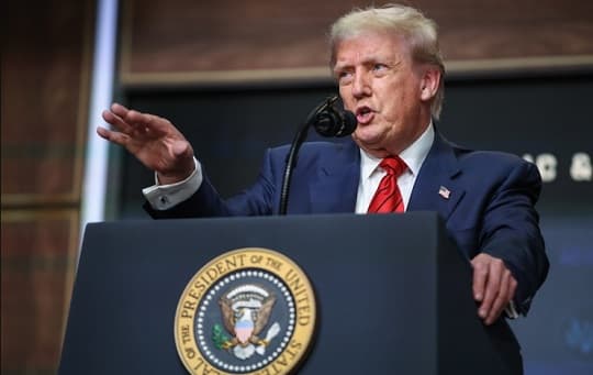 Trump quiere limitar visas para estudiantes y periodistas en EE.UU