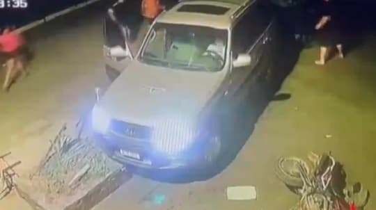 Mujer pierde el control de su vehículo y atropella a una familia en Asunción: dio positivo al alcotest